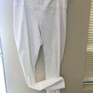 Leggings with Zipper at Ankles